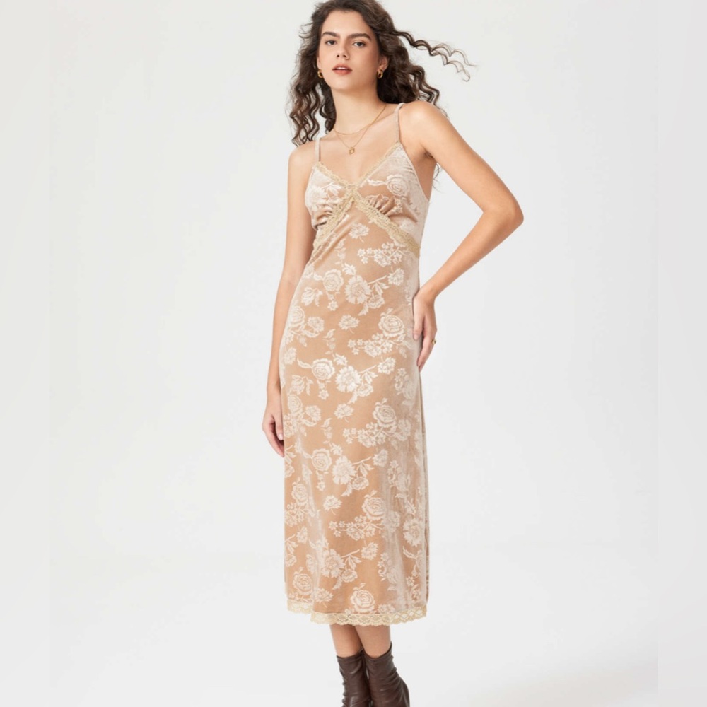 Cider velvet floral pattern lace trim maxi dress boho
